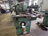 a picture of a machine shop with a lot of machines