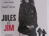 une image représentant l'affiche d'un film sur laquelle figure une femme en robe