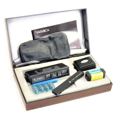Coffret appareil photo Atoron Yashica Electro