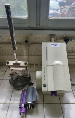 ESPE modèle Pentamix 2, appareil dentaire - melangeur amalga…