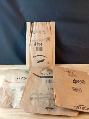 Lot de 4 colis Mystere (Retour Amazon,NPAI, Adresse incomple…