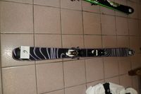 1 Paire de ski "ADN" avec fixation ; +/- L 170 cm