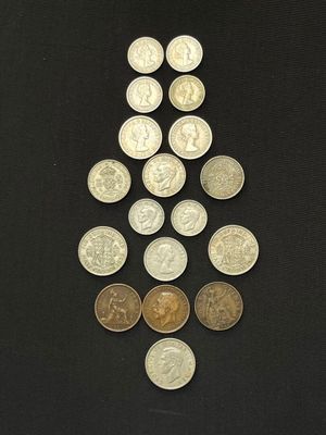 [Numismatique]. [Royaume-Uni]. LOT de pièces comprenant : -3…