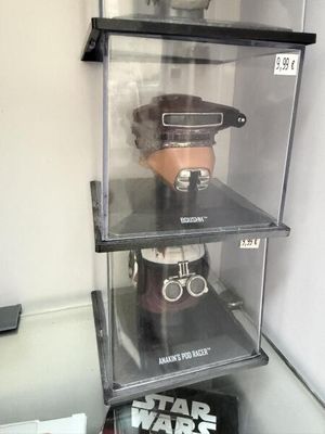Ensemble de 4 miniatures Star Wars sous vitrines transparent…