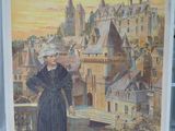 tableau représentant une femme en robe noire debout sur un balcon, avec un paysage urbain en arrière-plan