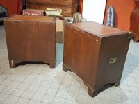 Paire de chevets style bateau en acajou et placage d'acajou,… (photo 6)