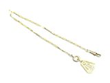 une chaîne en or avec un petit pendentif