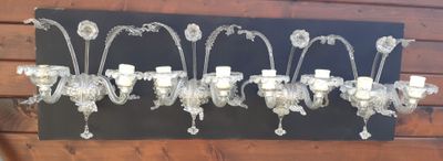 Suite de 4 appliques en verre clair à deux bras de lumière e…