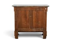 COMMODE en acajou et placage d'acajou flammé, elle ouvre à q… (photo 4)