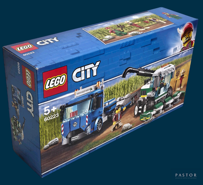une boîte bleue contenant un ensemble Lego City