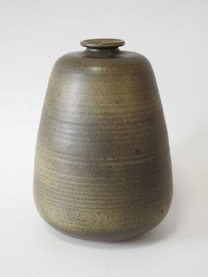 DUVEK - XXeme Vase à épaulement en grès à couverte grise nua…