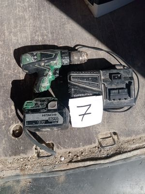 a picture of a car battery with a number 7 on it