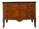 une image d'une commode en bois avec un plateau en marbre