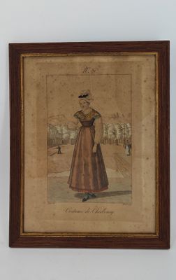Gravure « costume de Cherbourg » nombreuses piqûres dimensio…