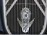 a close up of the front grill of a classic car