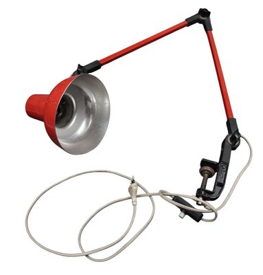 an image of a lamp with a cord attached to it