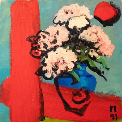 un tableau représentant des fleurs dans un vase bleu posé sur une table rouge