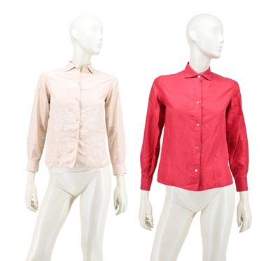 Emilio PUCCI - Lot composé de deux chemises en soie, l'une b…