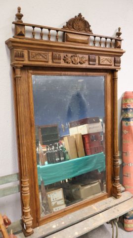 Miroir de style Henri II à colonnes en retrait H : 150 x 96