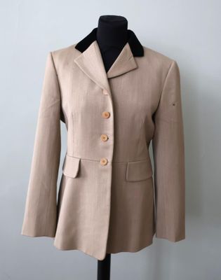 gros plan d'une veste sur un mannequin mannequin mannequin mannequin mannequin mannequin mannequin mannequin mannequin