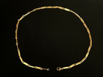 Collier articlé à mailles plates en or jaune 18K. - Photo 1