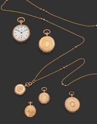 une collection de bijoux en or comprenant une montre de poche et un collier