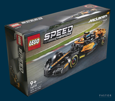 une boîte de voitures de course Lego sur fond bleu