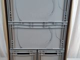 une boîte qui contient trois autres boîtes