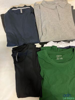 Expédition obligatoire - Lot de 15 t.