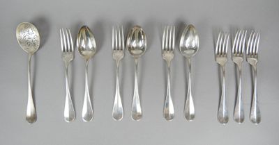 five forks and six spoons arranged in a row