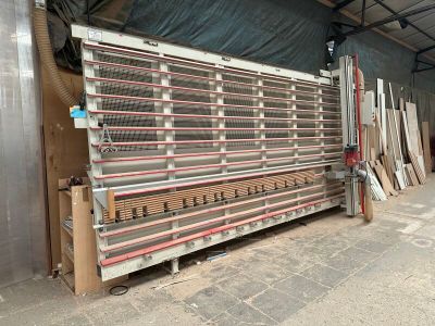 a large machine that is sitting inside of a building