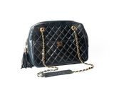 sac à bandoulière Chanel en cuir matelassé noir