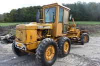Niveleuse JOHN DEERE 570A (photo 2)