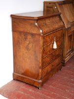 Commode de toilette dite chemin de fer en placage de loupe d… (photo 2)