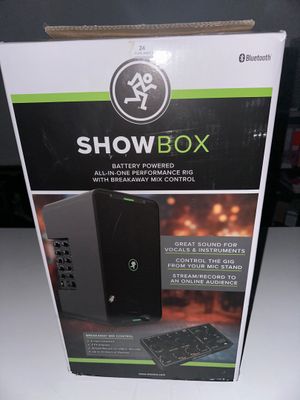 Enceinte avec console MACKIE SHOWBOX. - Photo 1
