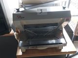 a machine that is sitting on a table in a room