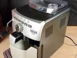 a coffee machine that is sitting on a table