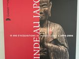 la couverture d'un livre sur laquelle figure une statue de Bouddha