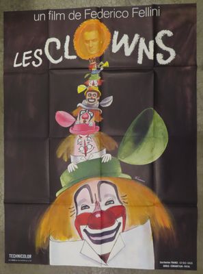 french movie poster for the film les clowns, with clowns on top of a clown ' s head