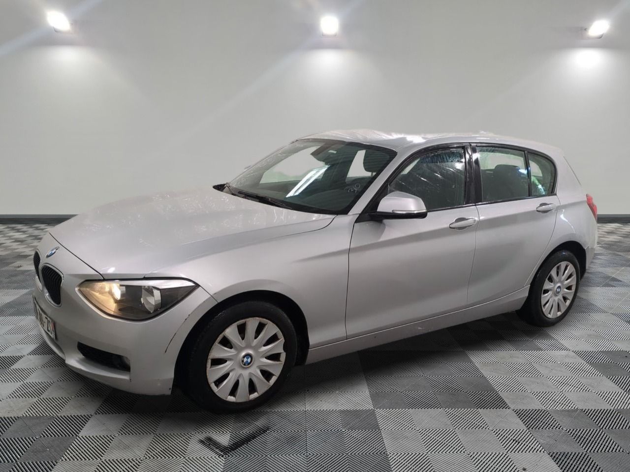 BMW - 118D 143 CH PREMIERE - GO - Mise en service: 15/12/201…
