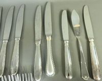 Parties de ménagères en métal, inox et métal argenté compren… (photo 2)
