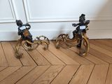 paire de figurines anciennes en bronze représentant un homme et une femme à cheval