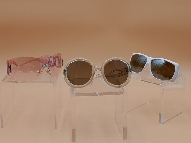 3 paires lunettes soleil