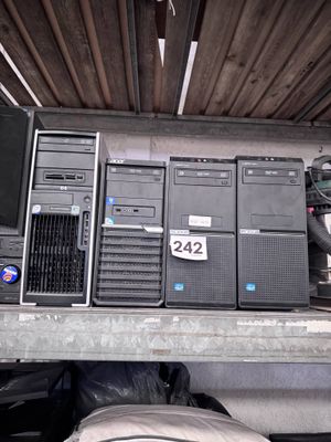 Un lot comprenant 4 unités centrales, 1 MPXW4000600 et 3 ACE…