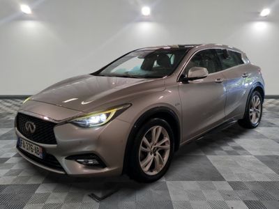 INFINITI Q30 2.2D 170 7DCT AWD PREMIUM TECH - Voiture d'occasion