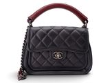 mini-sac à rabat Chanel en cuir matelassé noir
