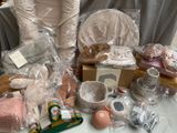 many items that are sitting on a table in the room