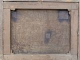 a picture of an old wooden box with a handle on it