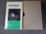 une image représentant un livre sur lequel figure une spirale