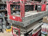 a picture of a work platform in a garage